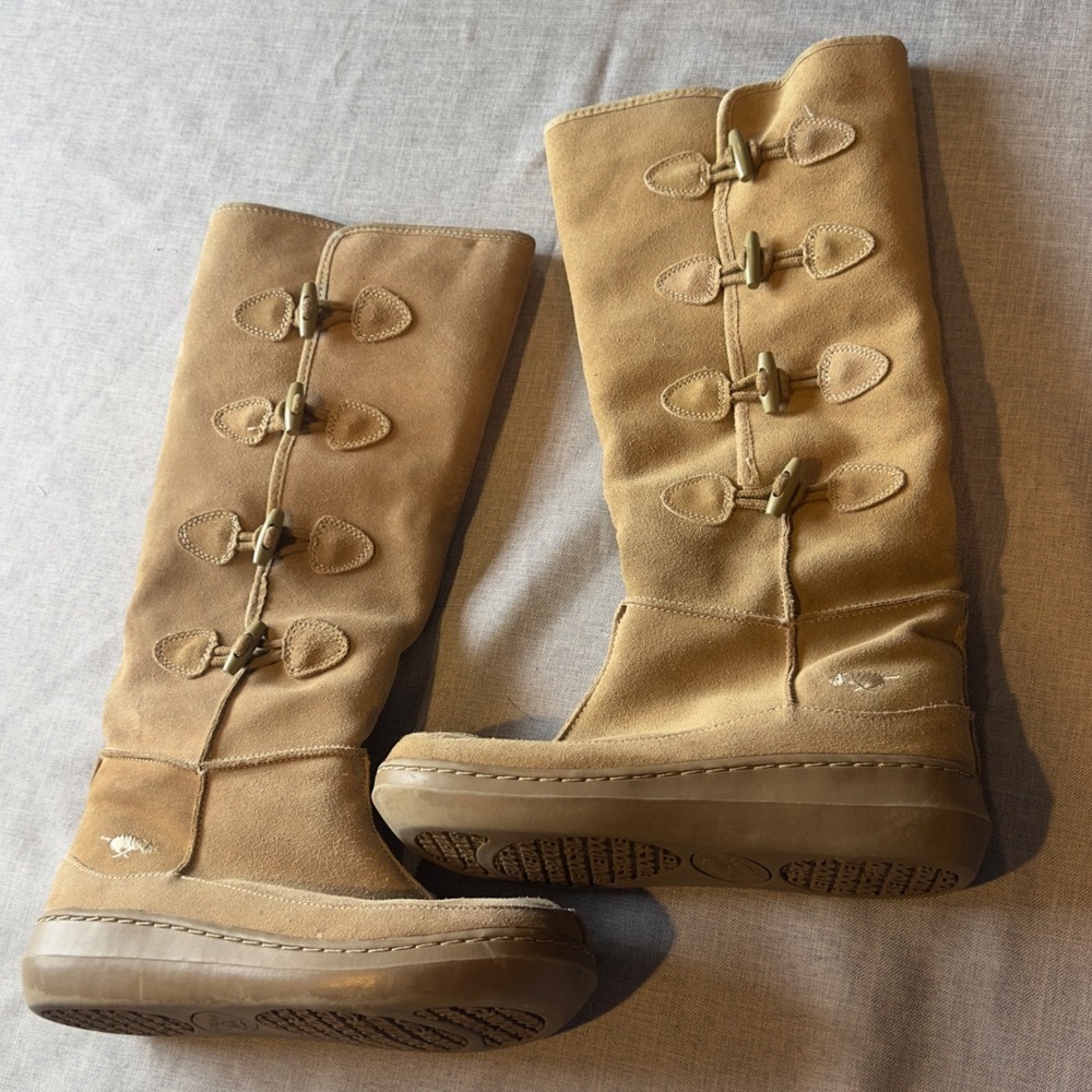 Rocket Dog Womens 8 Tan Suede‎ Tall Toggle Boots Faux Shearling Y2K Cozy Cabin